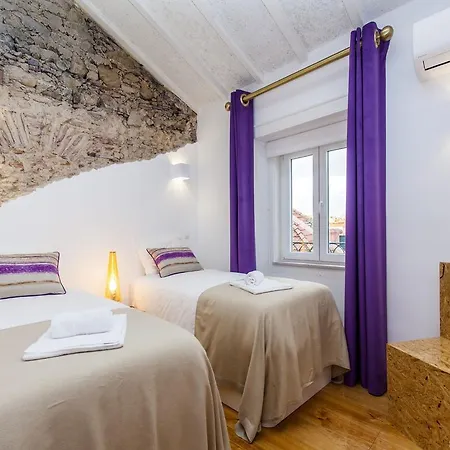 아파트 Carmo Chiado Deluxe 리스본
