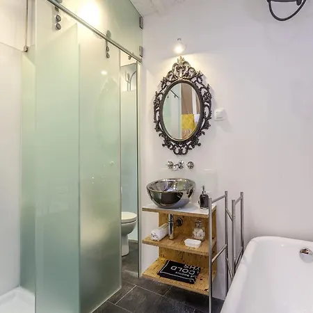 Carmo Chiado Deluxe Лиссабон